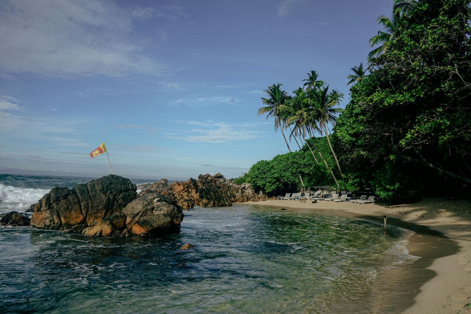 mirissabeach.jpg